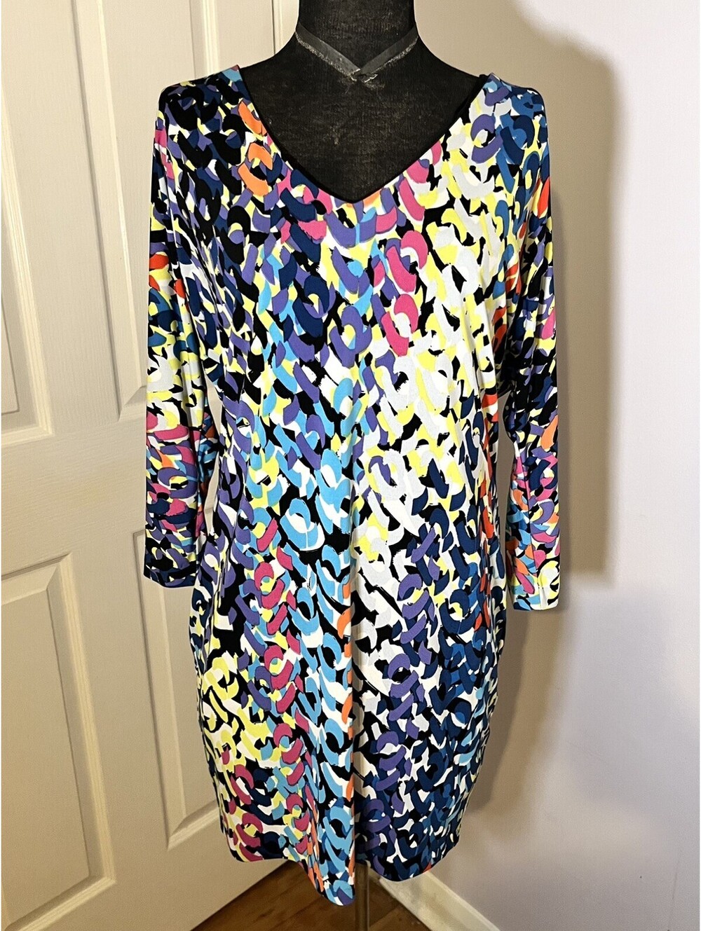 Trina Turk Dominica Dress Womens Abstract Colorful 3/4 Sleeve Sheath Shift Sz 6